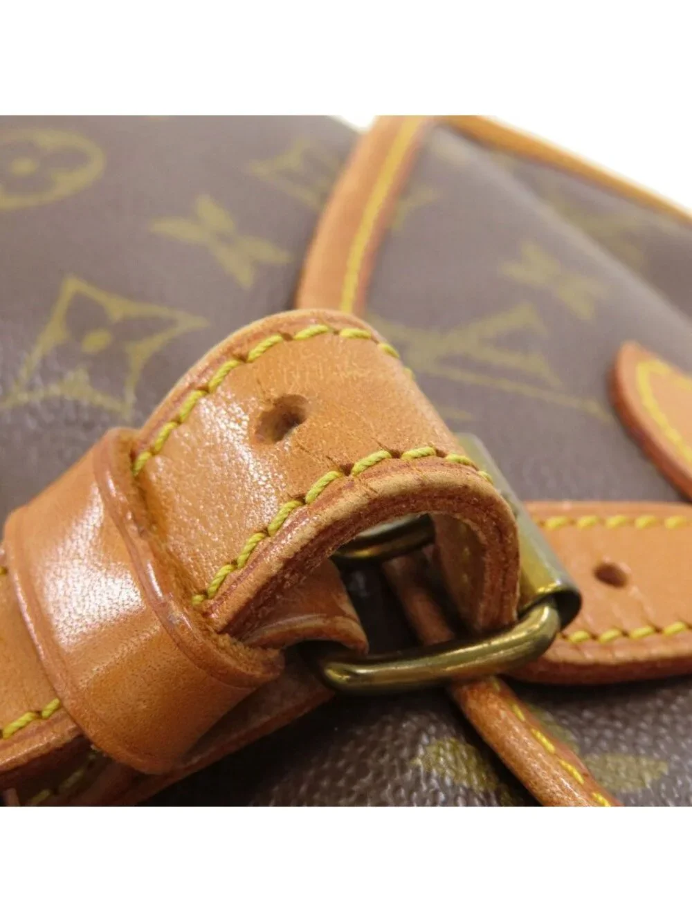Louis Vuitton Saumur 30 Shoulder Bag Monogram Canvas